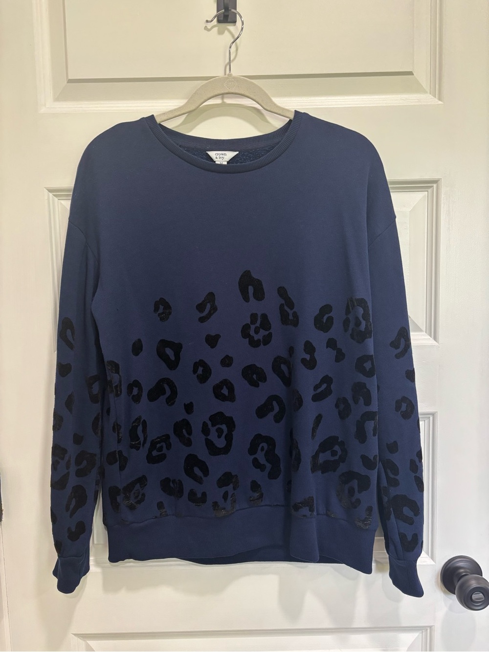 crown & ivy Navy Blue Crewneck Sweatshirt